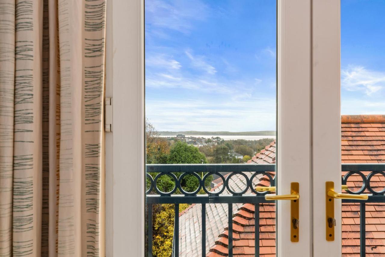 Bryn Y Mor - Tenby Apartment Sea Views Экстерьер фото
